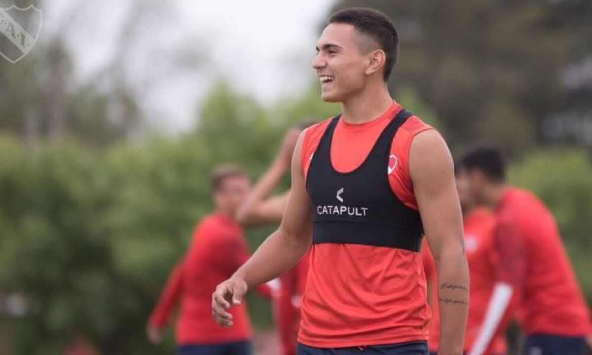 @Mati_Martinez Lucas Romero y Lucas González trabajaron parte del entrenamiento a la par de sus compañeros.