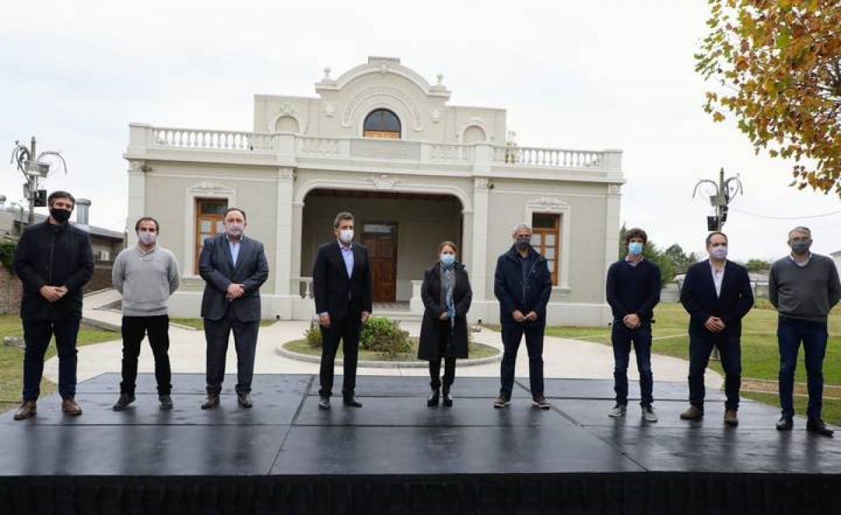 @jorgeferraresi Participamos de la presentación del programa municipal “Mi lugar en Las Heras” junto a @sergiomassa...