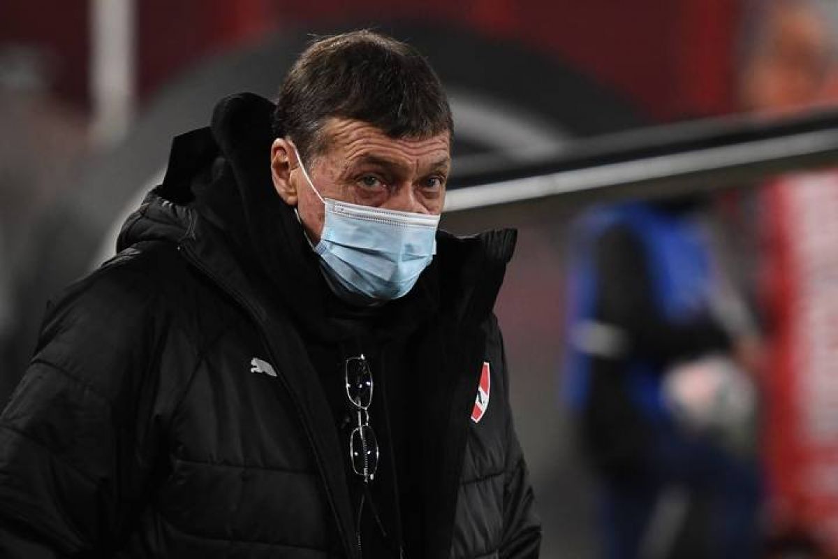 Falcioni: "Hoy me siento orgulloso del equipo que dirijo".