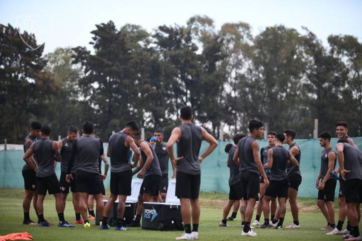 @JuanchiEgido18 Los jugadores de #Independiente se realizaron los hisopados...