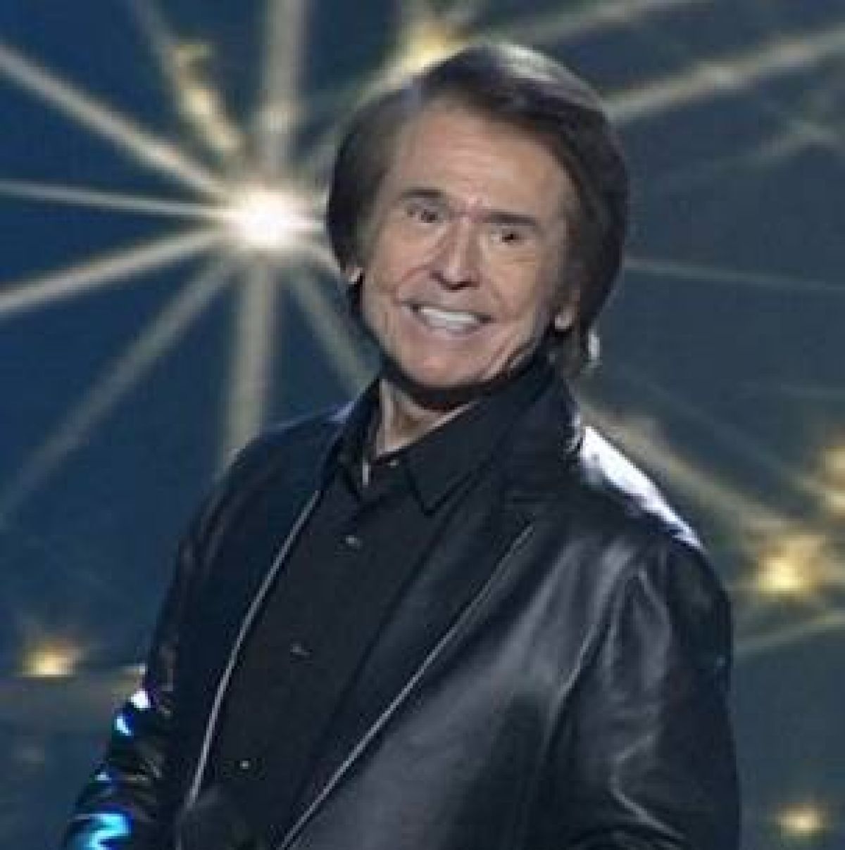 @GAMA1490. "#RAPHAEL INFINITO" CON EL INSUPERABLE @RAPHAELartista... DANIEL GALOTO, PRESENTA... (@44MILLONES).-