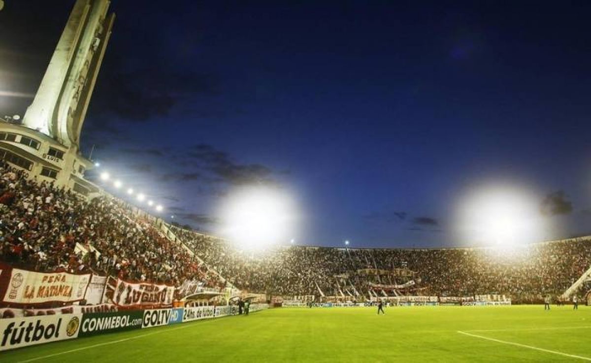 La cancha que aparece como prioridad en River para jugar de local ante Independiente: el Millonario buscará enfrentar al Rojo en el estadio de Huracán.