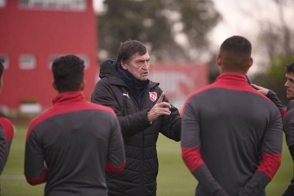 JULIO #FALCIONI EN VIVO | CONFERENCIA DE PRENSA - #INDEPENDIENTE DE #AVELLANEDA .-