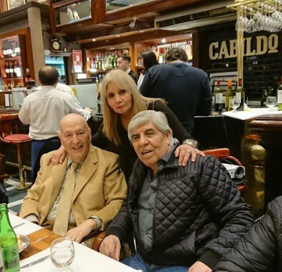 Agrupación #Independiente @AgrupIndepte · Con mucha tristeza informamos el fallecimiento de Noemí Nion, una excelente mujer que desde la década del '80 siempre estuvo colaborando junto a su familia en nuestra Agrupación.