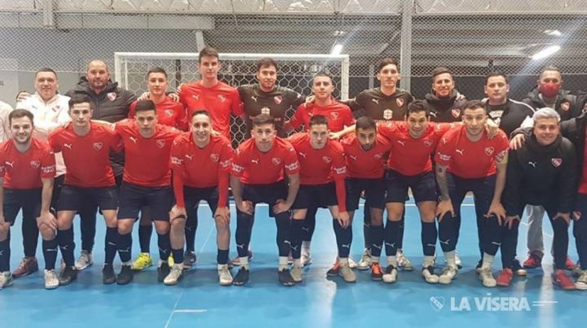"LA VISERA") VICTORIA DEL FUTSAL.-