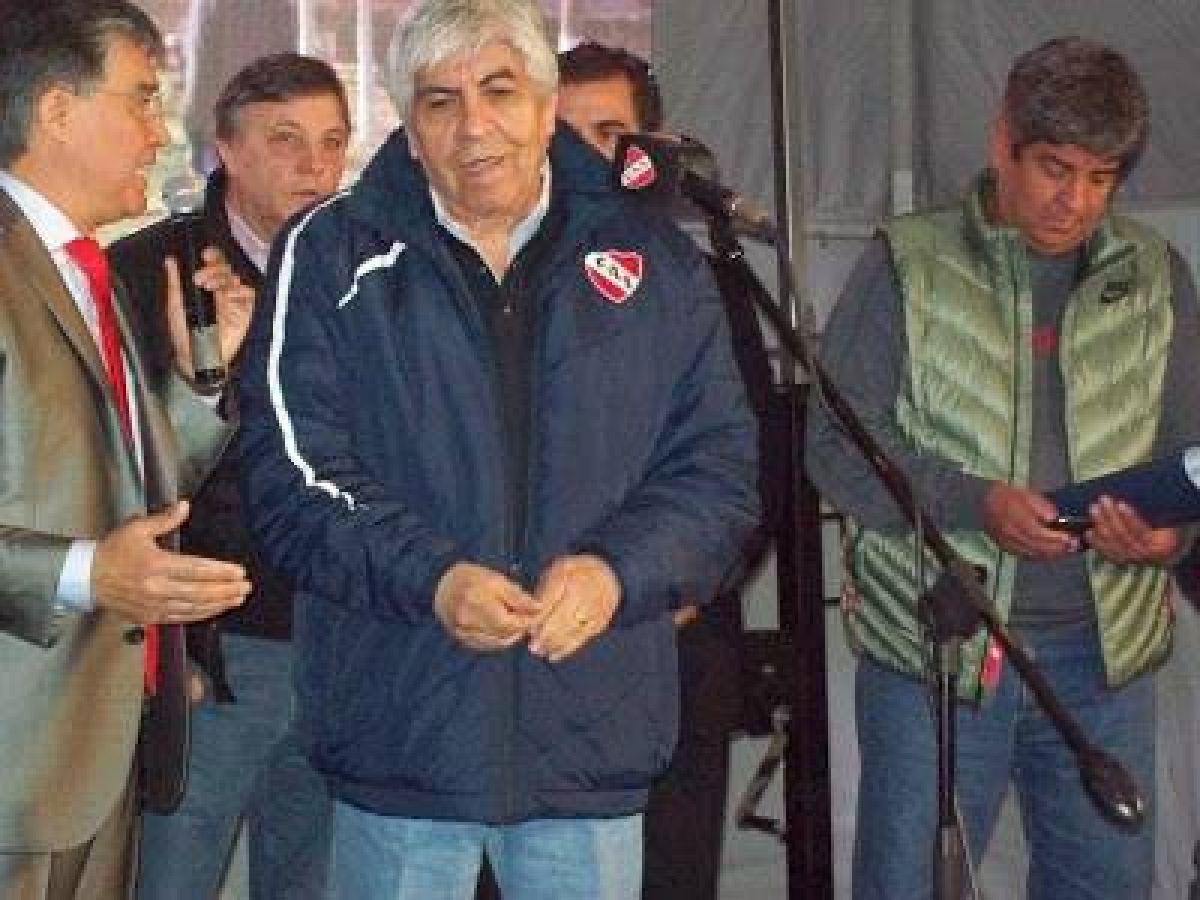 @SoloRojoAM1470 Nota con el presidente de @Independiente #HugoMoyano.