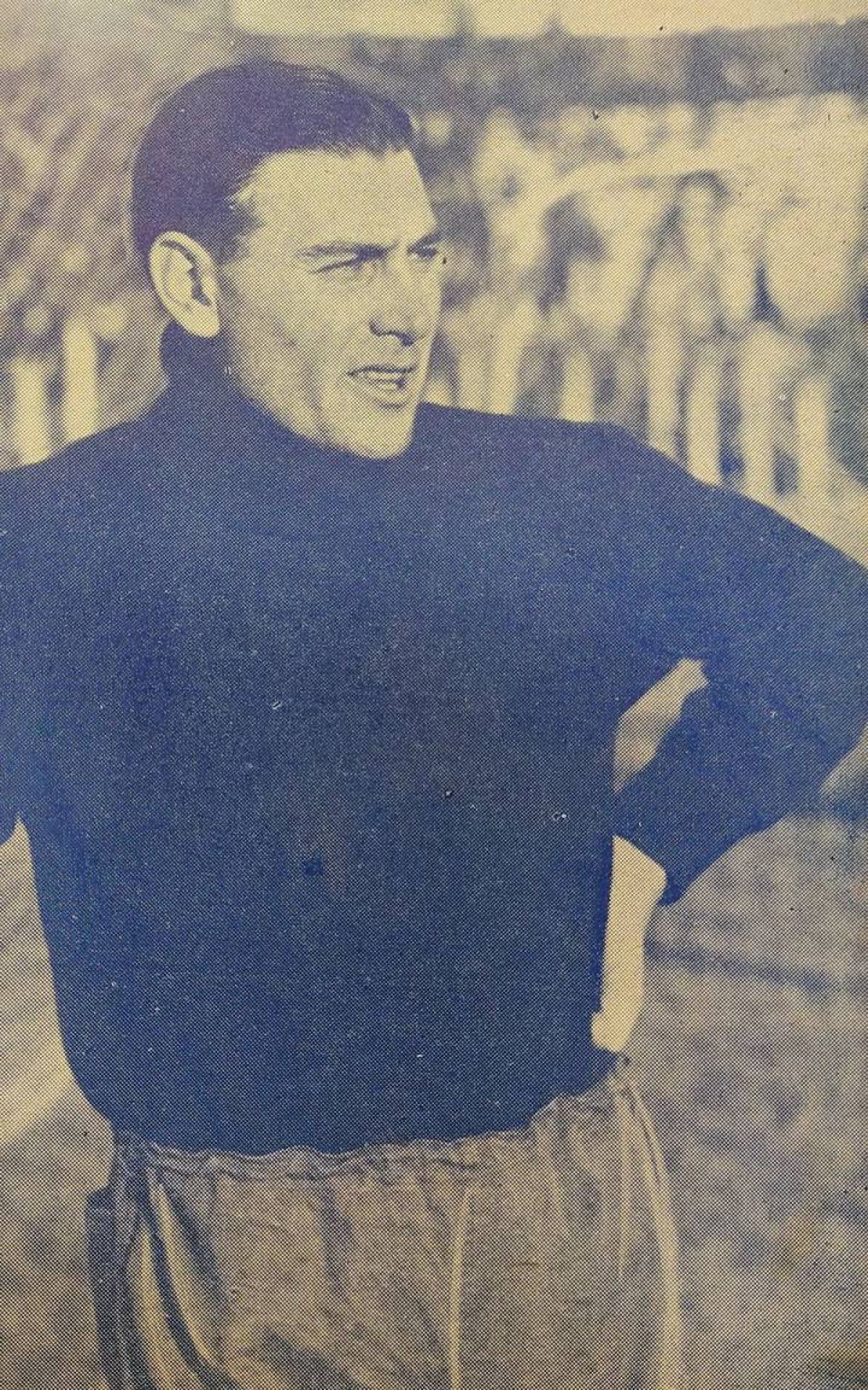 @carlosaira11 @victorflupo ) Blas Fernando Bello. Arquero de Independiente y la Selección en los años 30s.
