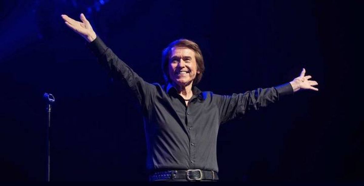 @VILLAVERDEFM) #MARTES-HORARIOS-DANIEL GALOTO EN #ESPAÑA. #TUESDAY IN #SPAIN! DIRECTLY FOR ALL #EUROPE! @RAPHAELARTISTA-@RAPHAEL_SVQ @AYTO_SEVILLA @DIARIOSEVILLA @ANDALUCIAJUNTA @EAPMMM @WEB_RAPHAELISTA @RAPHAELISTA23 @44millones .-