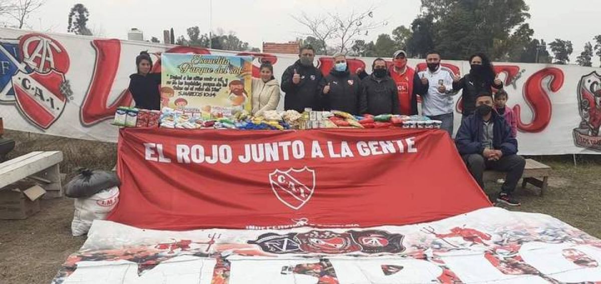 Peñas Cai En el día de ayer LOS PIBES DE MERLO hicimos entrega de los alimentos