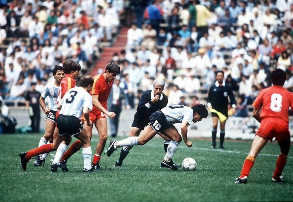 #UnDíaComoHoy, en 1986, Ricardo Enrique Bochini tenía su debut en la Copa del Mundo.