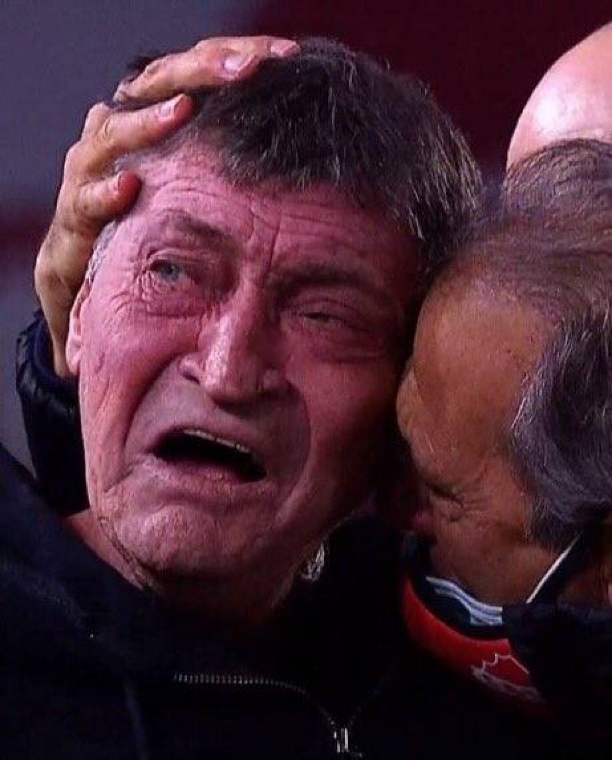 @VitoMundial ) Siempre fui crítico desde lo futbolístico con Falcioni...
