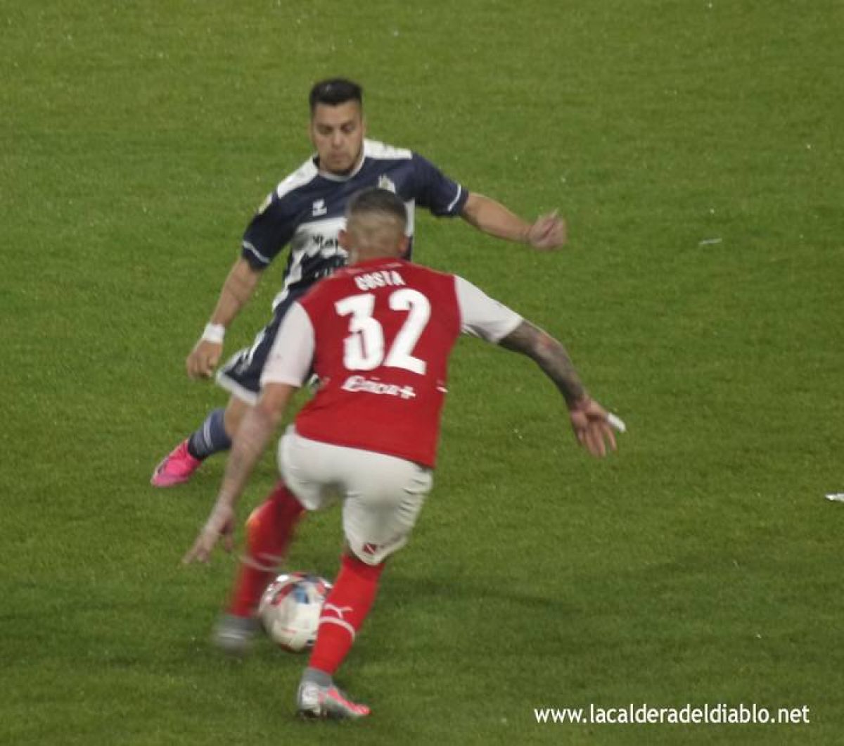 Dos bajas en defensa.