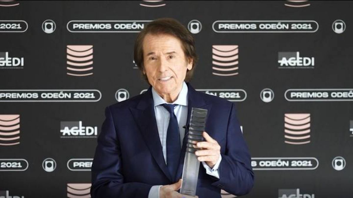 TODOS LOS #MARTES - DANIEL GALOTO EN #ESPAÑA; ÉXITO INTERNACIONAL... EN "FM #VILLAVERDE", DE #SEVILLA, #ESPAÑA... @villaverdefm .- EL HOMENAJE A @RAPHAELartista en #ANDALUCÍA . Y EN LOS "@44MILLONES", "PALITO" ORTEGA.-