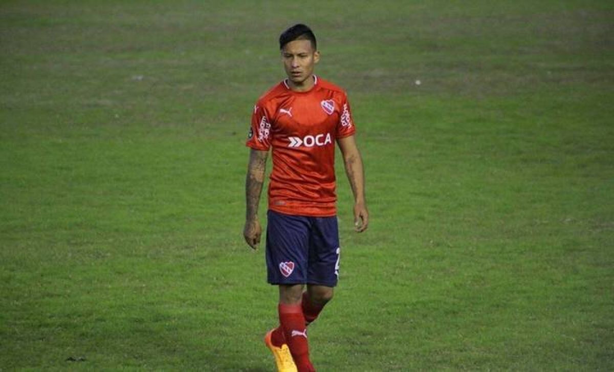 "DIARIO POPULAR") Domingo Blanco: "Tengo mi cabeza en #Independiente".