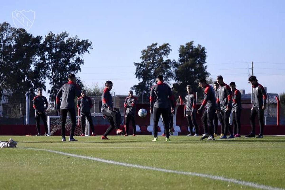 VOLVIÓ LA RESERVA: El equipo de Claudio González retomó los entrenamientos.