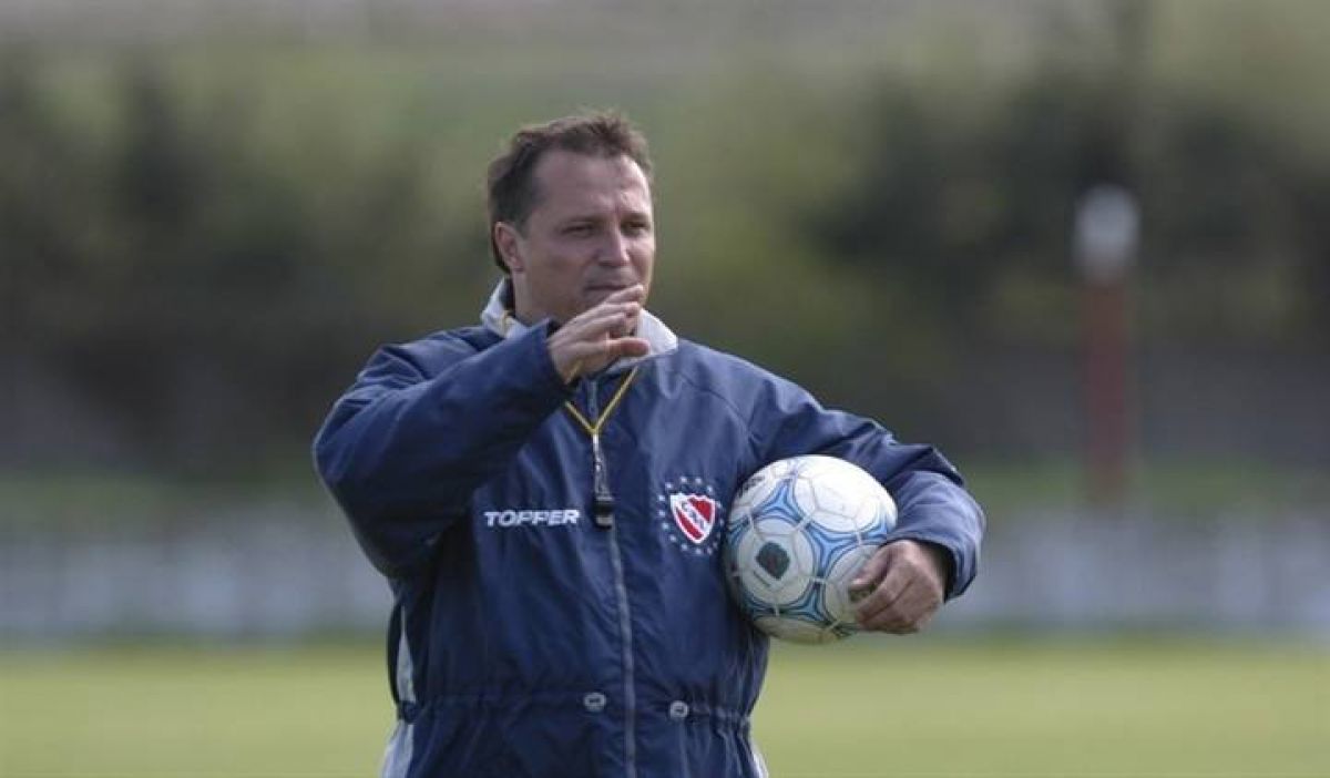 Daniel Bertoni y la llegada de Falcioni a Independiente: "Fue un manotazo de ahogado".