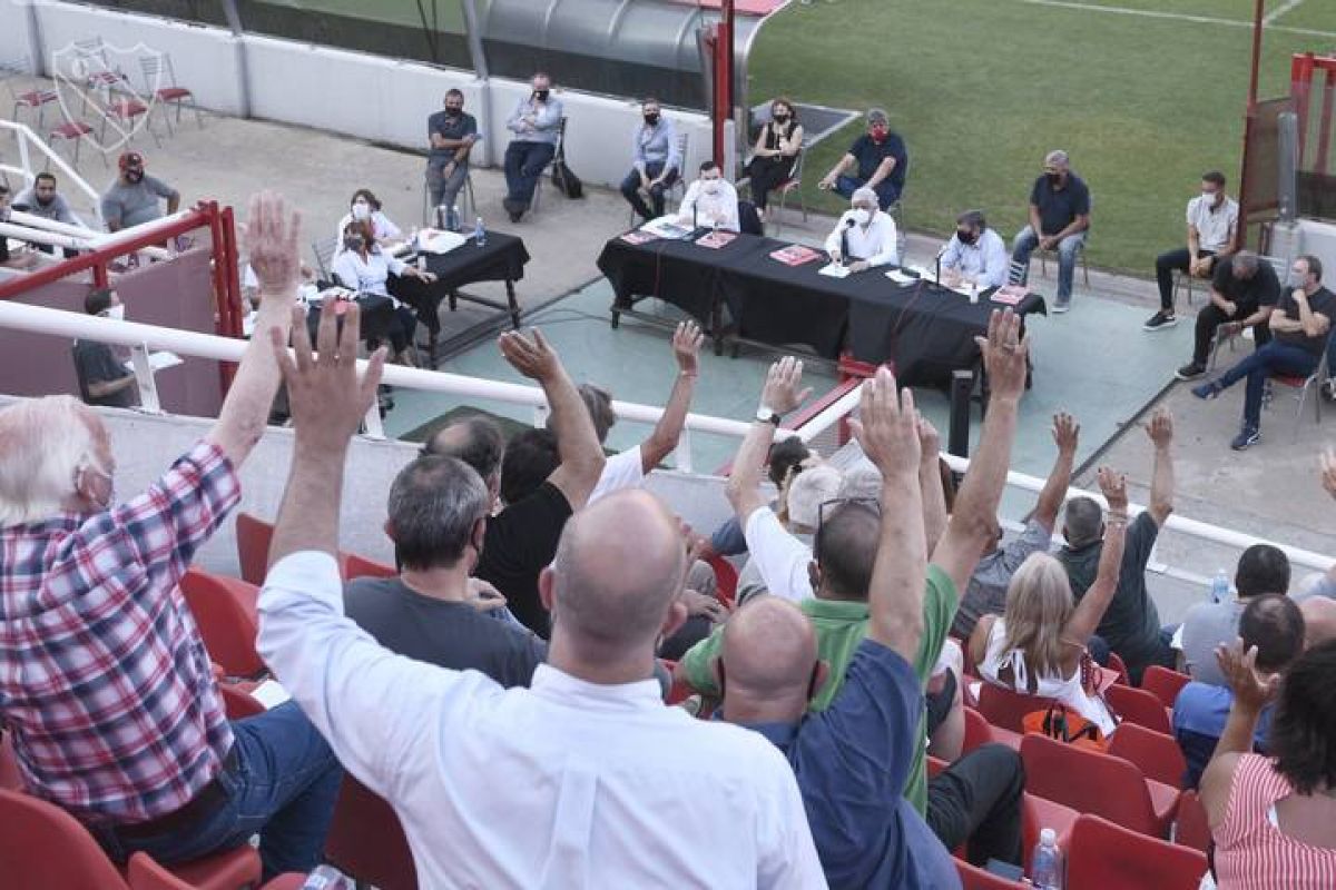 Club Atlético Independiente. ASAMBLEA ESPECIAL.-