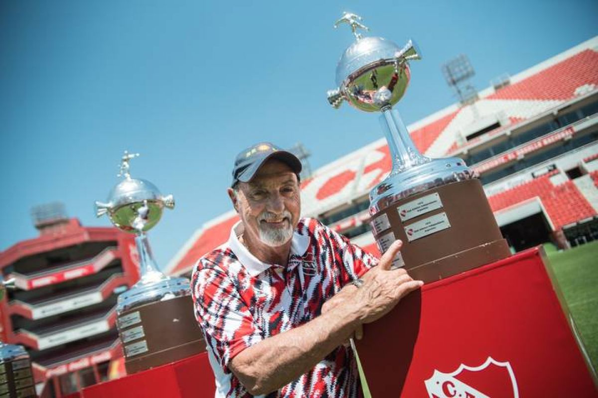 ¿El anfitrión especial? El Capitán de América.