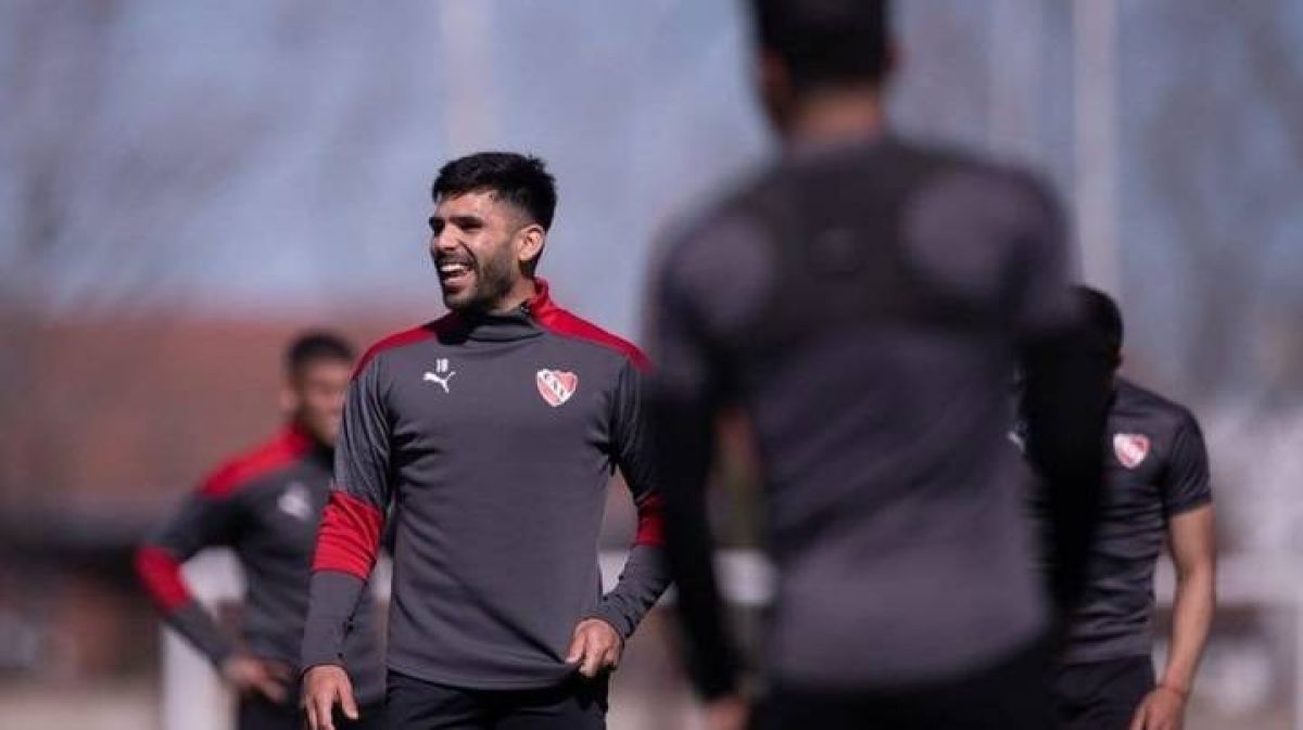"TYC SPORTS", WEB) #Independiente: con el equipo confirmado, Falcioni trabajó por última vez antes de Huracán.-