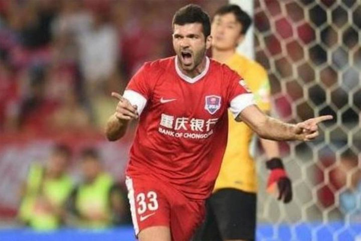 @facujauregui Independiente recibió una inhibición del Chongqing Lifan de China...
