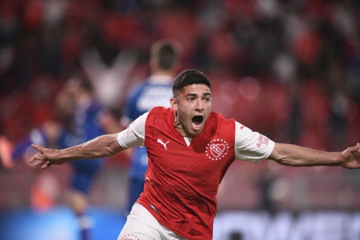 Matias Martinez @Mati_Martinez · MERCADO | Se acaba de cerrar el préstamo de Braian Martínez a #Aldosivi . Se va por 1 año con cargo de 50 mil USD y opción a definir.